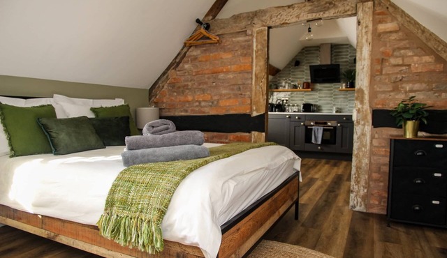 Malvern Hills Apartment