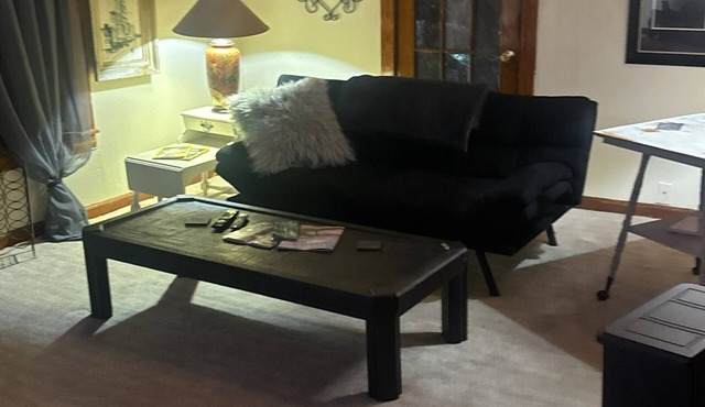 Mama Jean's Pillowville Home- Charming 2-bedroom house in Gleason with WiFi