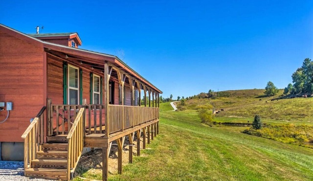 Mammoth Cave Cabin Rentals 2 - 12.8 miles from Mammoth Cave National Park