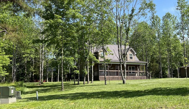 Mammoth Cave National Park Nolin Lake beautiful 4 bedroom home sleeps 12