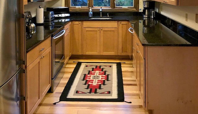 Mammoth Rock Lodge nestled in beautiful Pocono Pines, by Lake Naomi.