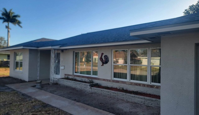Manatee River Bungalows - 2