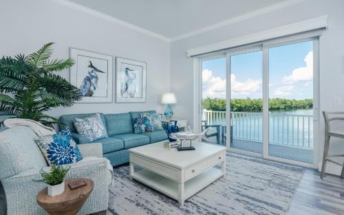 Manatee Suite 1 Funky Fish House at Cape Harbour