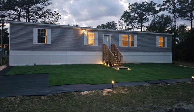MANATEE WATCH DEN 1 BEDROOM PET FRIENDLY