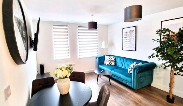 Manchester City Centre 1 Bedroom Flat By Bevolve