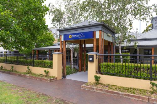 Mandala Signature Berry