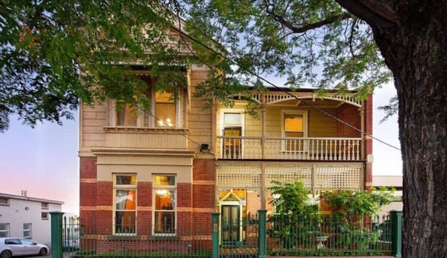 Mandalay circa 1890, magnificent Bendigo home