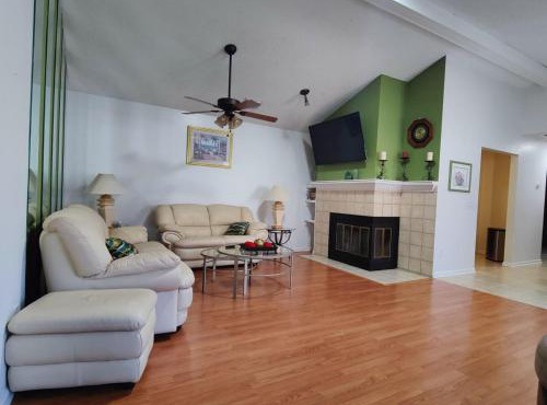 Mandarin I95 2 bedrooms Quiet area Backyard