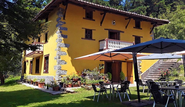 Mandoia Farmhouse