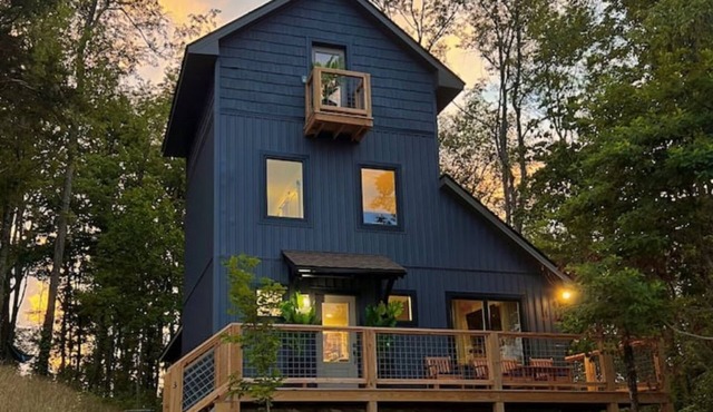 Mandrake Lodge