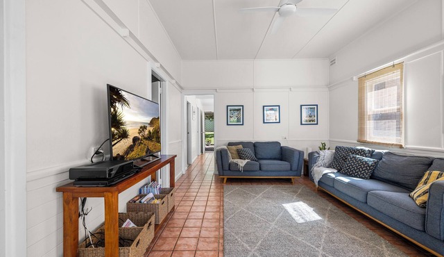 Mandy's Cottage 7 Memorial Ave SWR