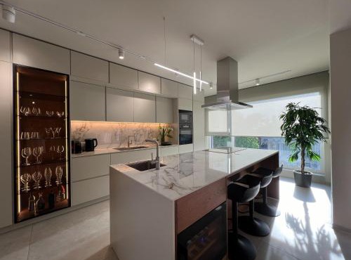 Maneo Lux