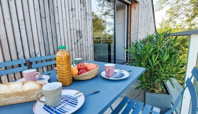 Maner roz by Interhome