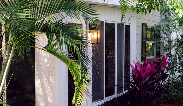 Mango Tree Cottage on a bike trail