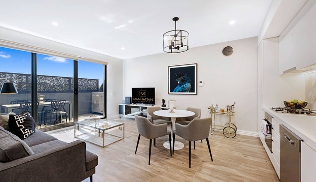 Manhattan Apartments - Glen iris