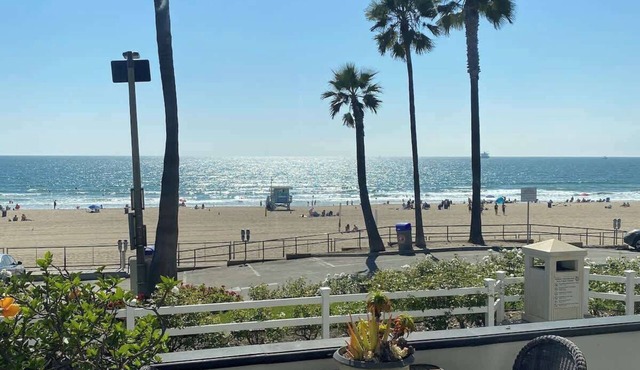Manhattan Beach Beachfront Charming On The Strand
