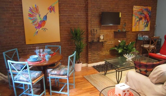 Manhattan Gem! Walk to University/Apollo Theatre/Rest/Shop. Mins to Subway. WiFi