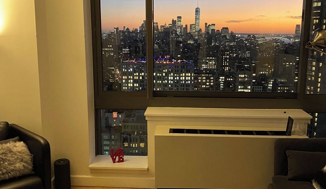 Manhattan Lux High-Rise next to Empire State Bldg