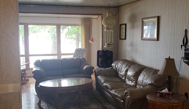 Manitoulin Waterfront Cottage for weekly and 2 week Rentals.
