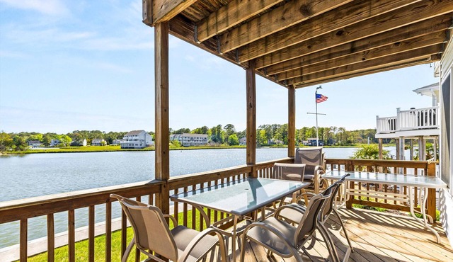 Manklin Creek Retreat | Water Views + Boat Dock