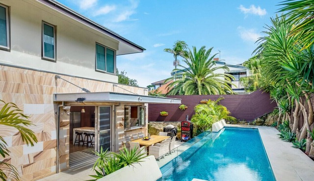 Manly Harbourside Villa
