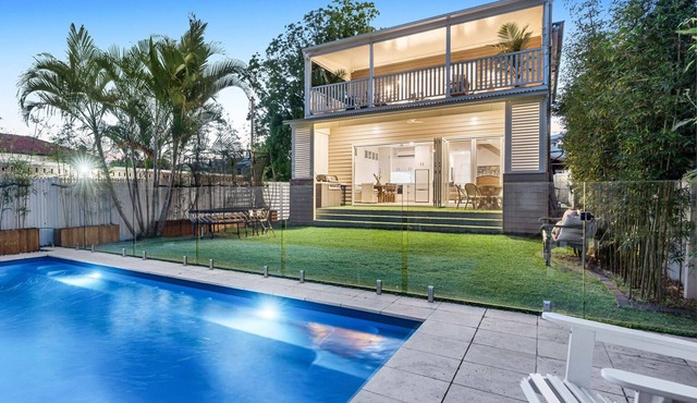 Manly Oasis, 5bd, 3 King bd,Pool