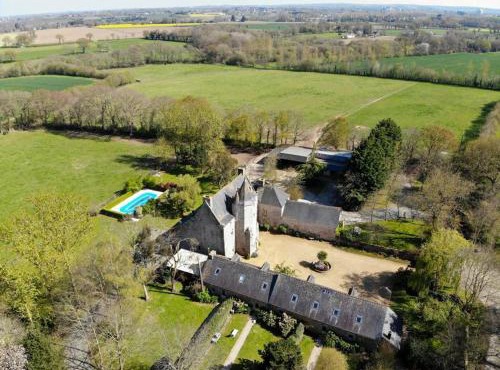 Manoir de Fornebello 16e siècle - Chambres d'Hôtes de prestige avec piscine