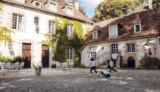 Manoir des Dryades (alone) - 16 people