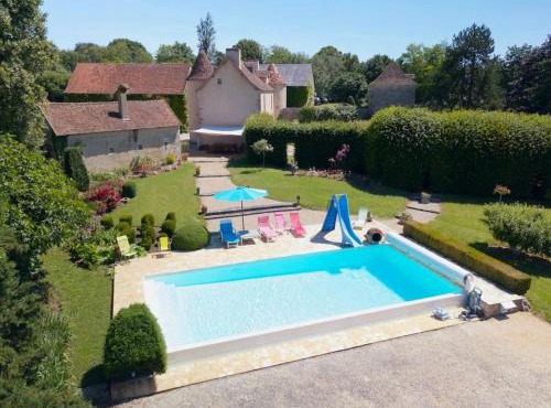 Manoir du 15ème siècle avec piscine dans le Parc Naturel Régional de la Brenne - FR-1-591-740