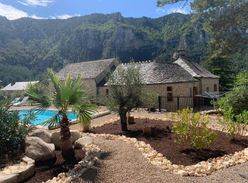 Manoir du Charme dans les Gorges du Tarn LOZERE
