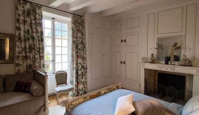 Manoir du Domaine de Poulaines guest suite