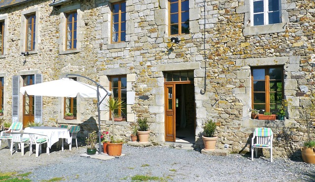 Manoir LE BREUIL - 3-star gite 3,500 m2 park - Côtes de d'Armor BRITTANY