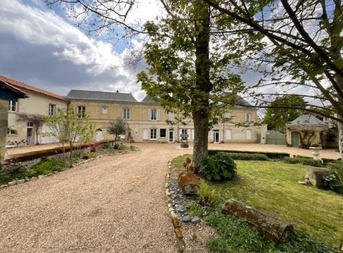 Manoir Tour Carree