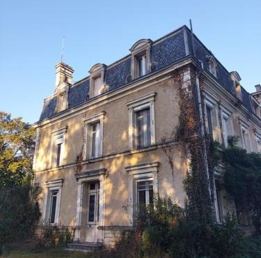 Manoir, vaste parc arboré