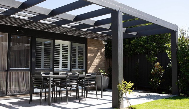 Manor Brighton Beach - Breezy, light and newly renovated - 200m from the beach