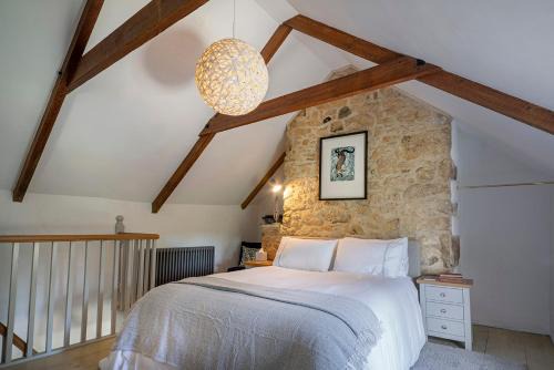 Manor Cottage at Cusgarne Manor, romantic, dog-friendly