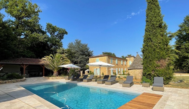 MANOR DE PECH DE CYBEAU - A luxurious haven of peace 5km from Sarlat