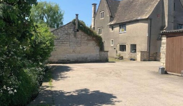 Manor Farm Annex with enclosed, private Garden