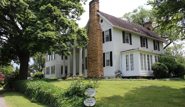 Manor House at The Black Horse Inn