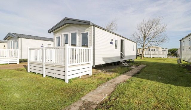 MANOR HOUSE GOLD 2 BEDROOM (05F), family friendly in Aspatria