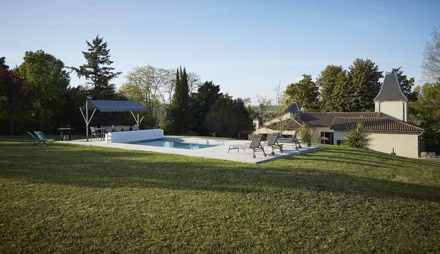Manor House - La Tour d'Armène **** 250m2 / 5 rooms / 5 bathrooms / 8 to 16 pers