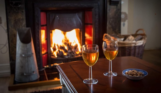 Manor House with ensuites and Hot Tub Sleeps 18 / 20