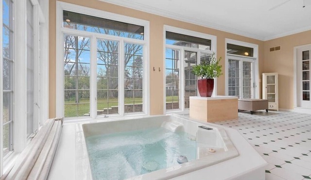 Manor on Terraview/Hot Tub/7br/7,200sqft