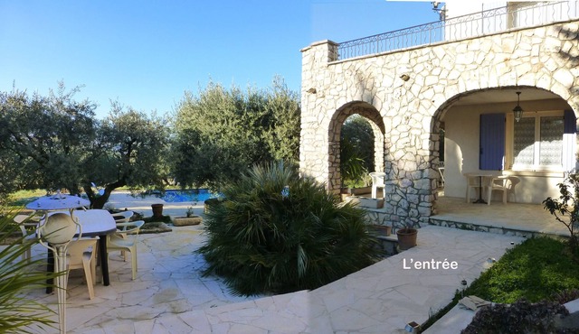 Manosque ground floor villa apartment