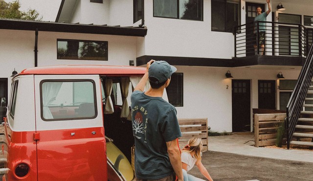 Manresa surf house street level full studio w/kitchen unit #3