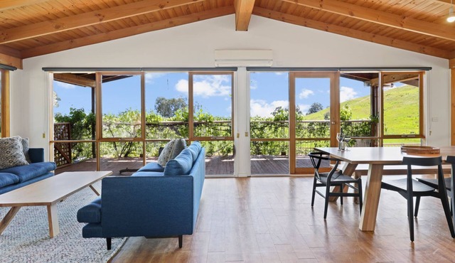 Mansfield Hideaway - Sleeps 10