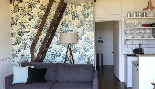 Mansfield on the Manning Banksia Cabin 1 - self contained riverfront cabin