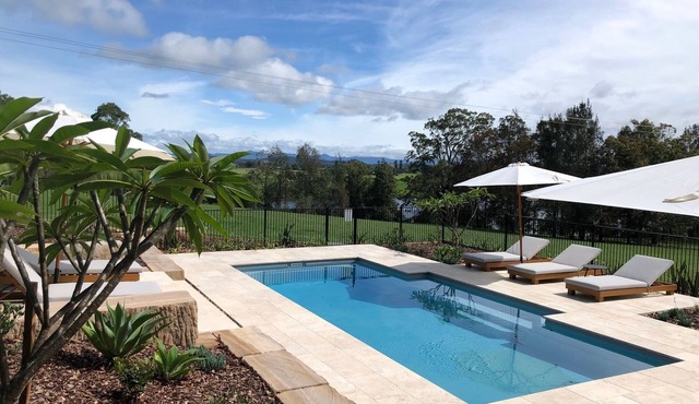 Mansfield on the Manning