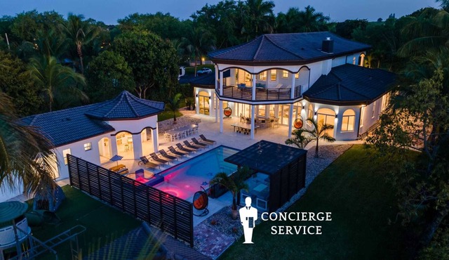 Mansion Heated Pool/Spa/Cinema/Gameroom