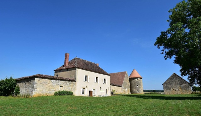 Mansion in Burgundy near Morvan Natural Park